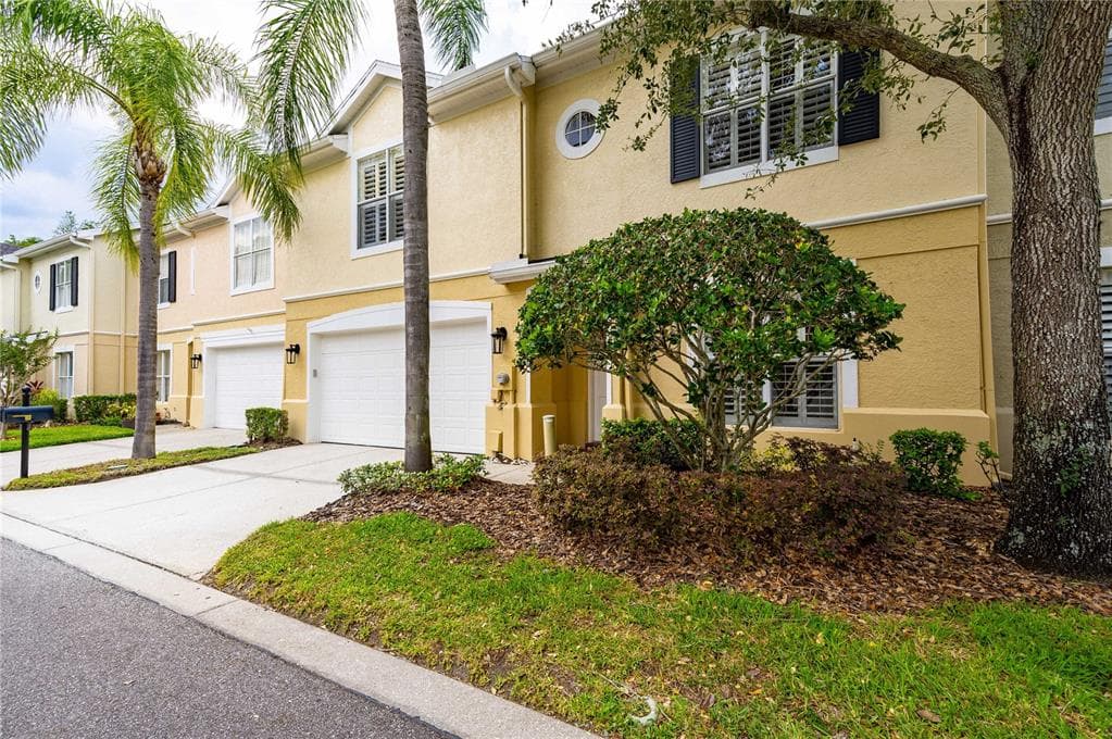3429 HEARDS FERRY DRIVE TAMPA, FL 33618