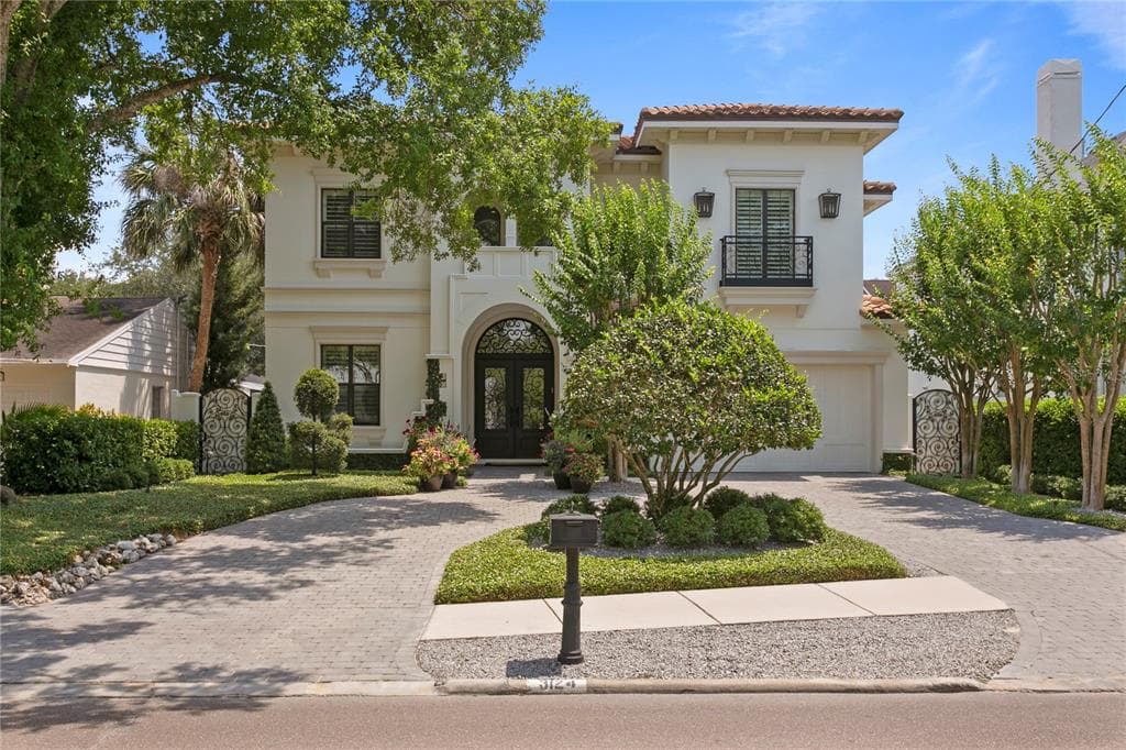 3124 W EL PRADO BOULEVARD