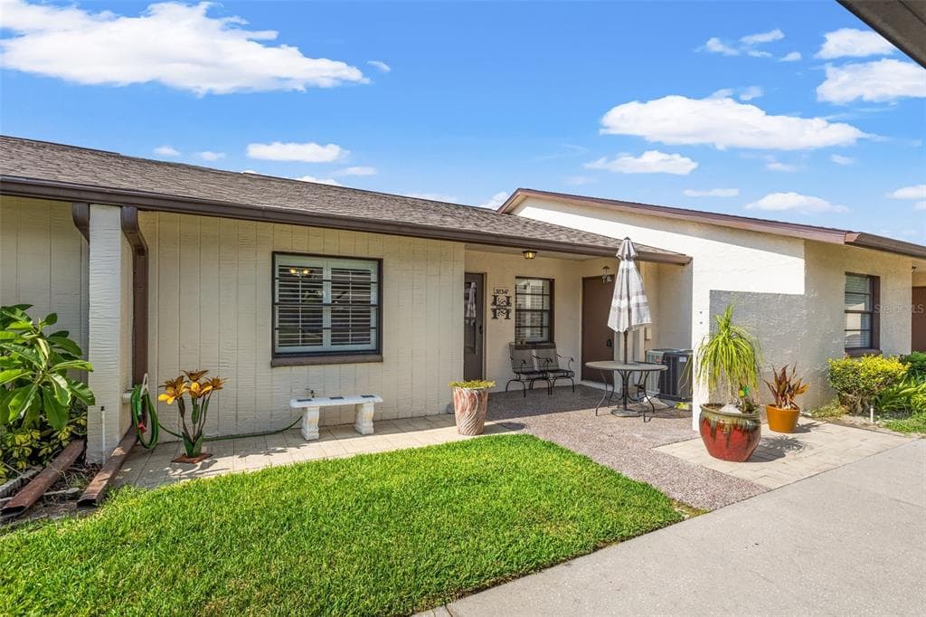 38347 COTTONWOOD PLACE ZEPHYRHILLS, FL 33542