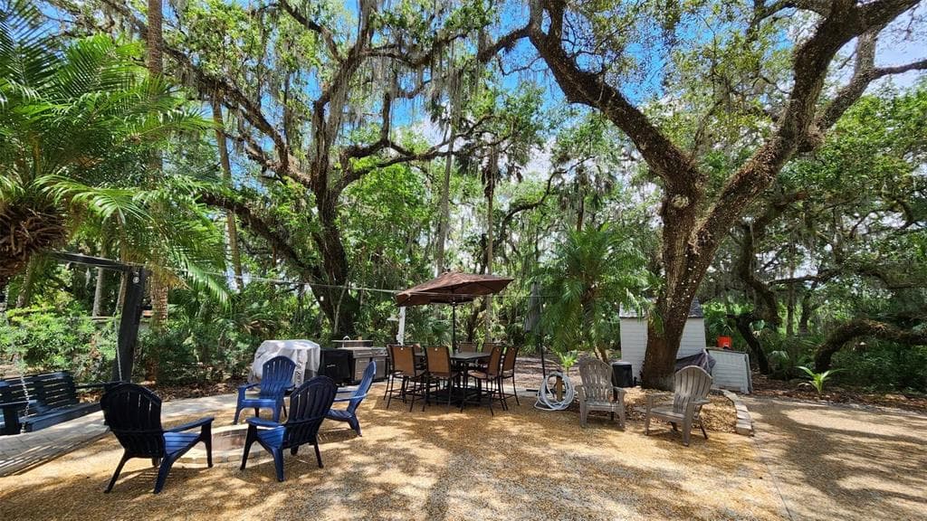 401 LONGHORN DRIVE LAKE WALES, FL 33898