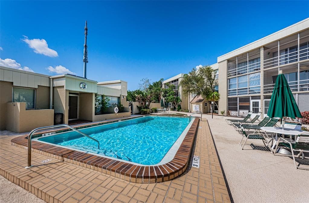 2302 S MANHATTAN AVENUE UNIT 310 TAMPA, FL 33629