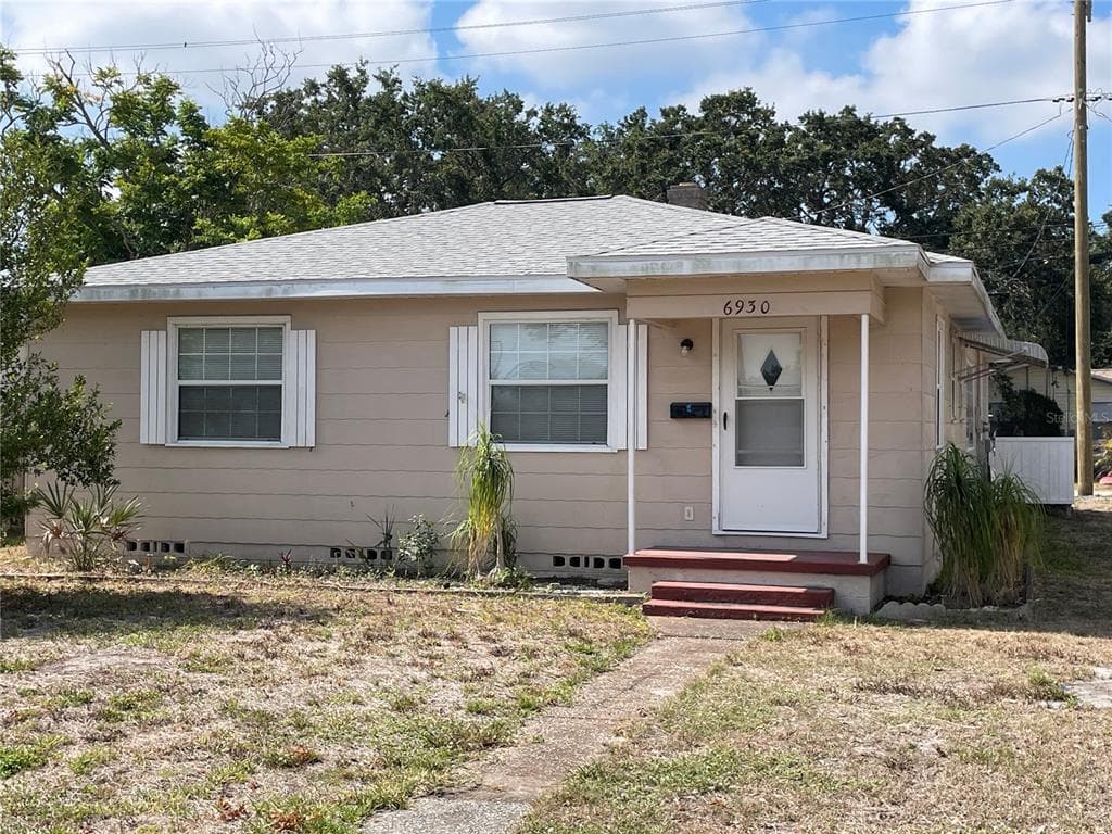 6930 5TH AVENUE N ST PETERSBURG, FL 33710