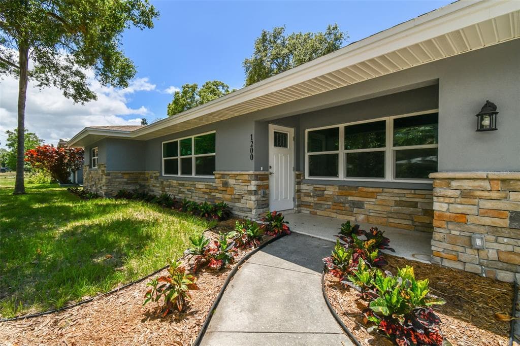 1200 NORWOOD AVENUE CLEARWATER, FL 33756