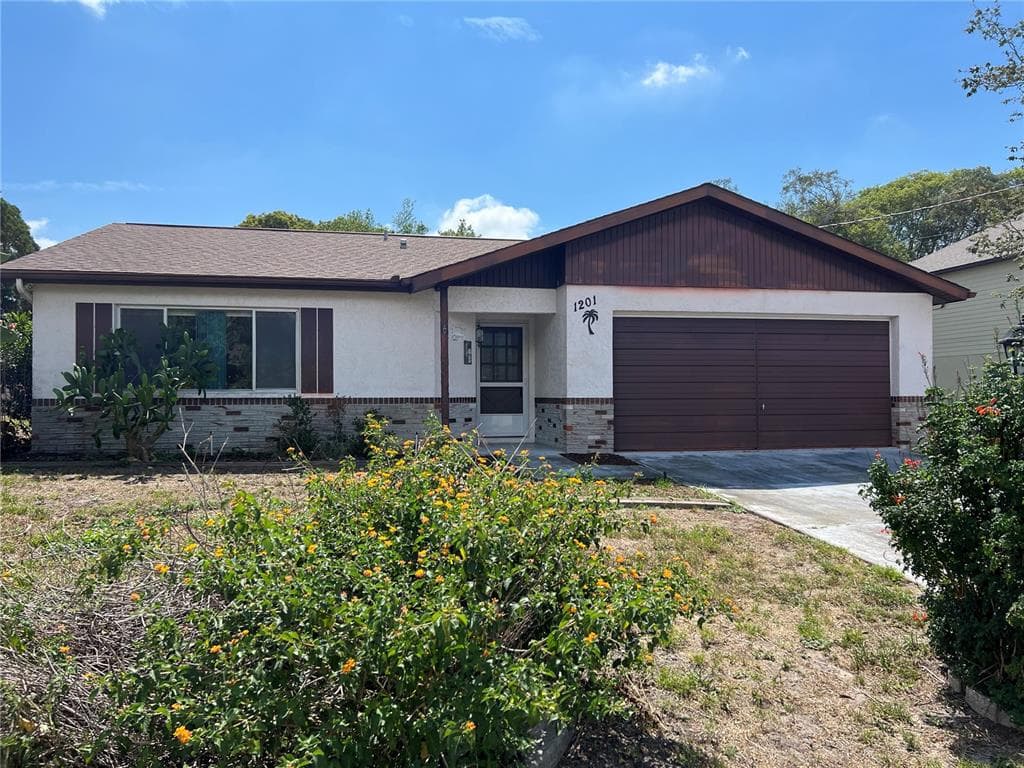 1201 MACFARLANE AVENUE SPRING HILL, FL 34608