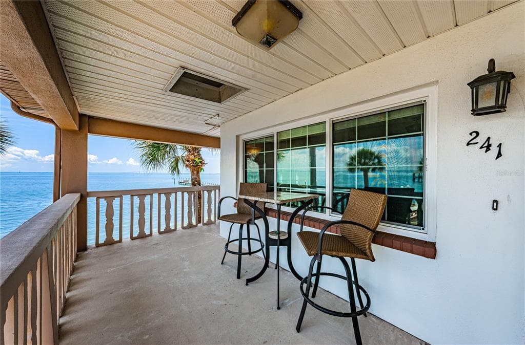 650 PINELLAS POINT DRIVE S UNIT 241 ST PETERSBURG, FL 33705