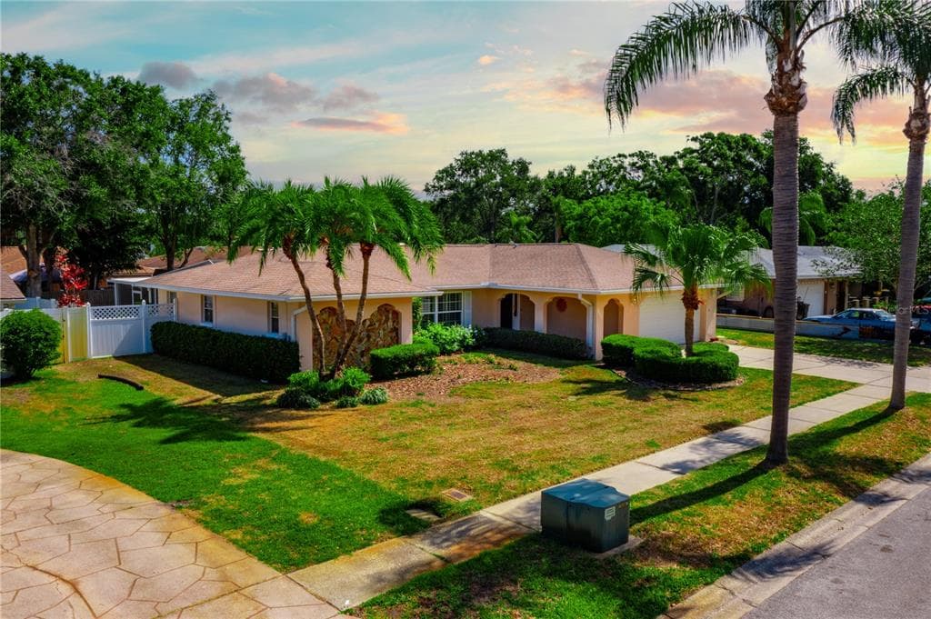 13467 104TH AVENUE LARGO, FL 33774