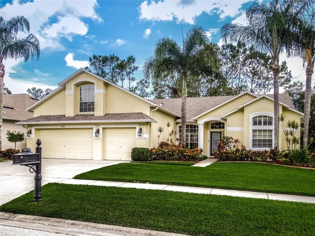 12518 LEATHERLEAF DRIVE TAMPA, FL 33626