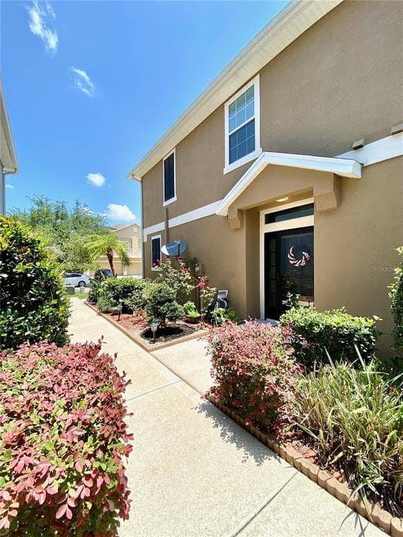 7533 RED MILL CIIRCLE