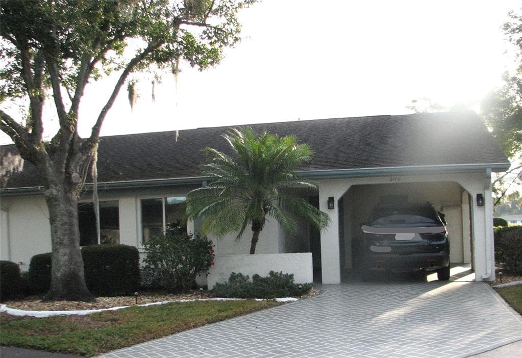 2116 HARLESTON PLACE UNIT 213 SUN CITY CENTER, FL 33573