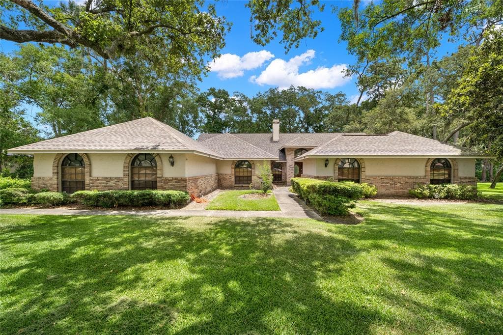 17517 MALLARD COURT LUTZ, FL 33559
