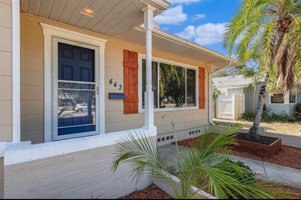 443 PARK STREET N ST PETERSBURG, FL 33710