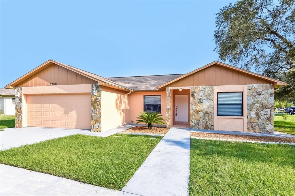 23106 MAYFAIR ROAD LAND O LAKES, FL 34639