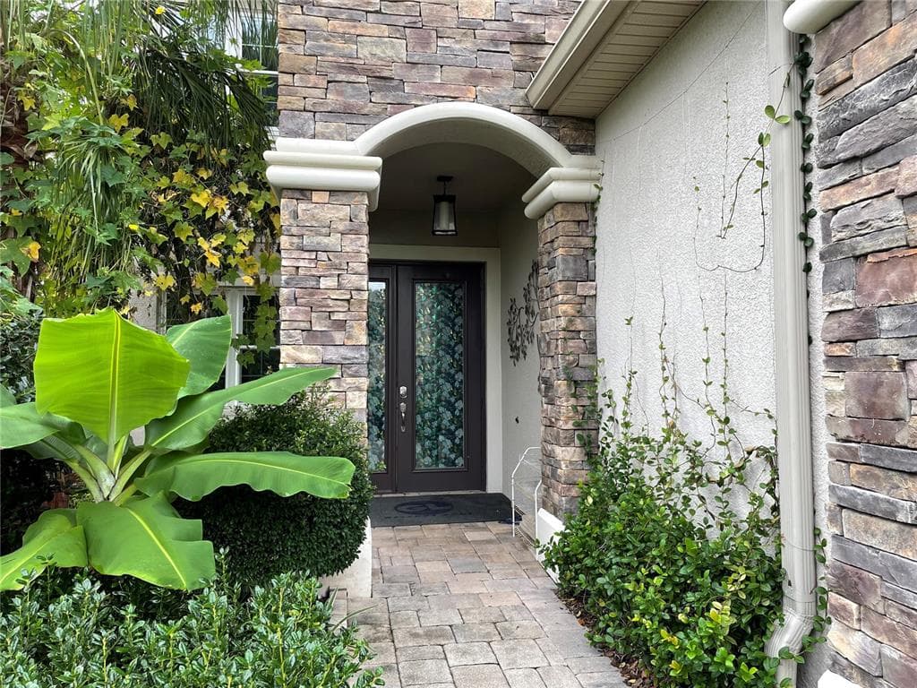 30432 SUNLAND COURT WESLEY CHAPEL, FL 33543