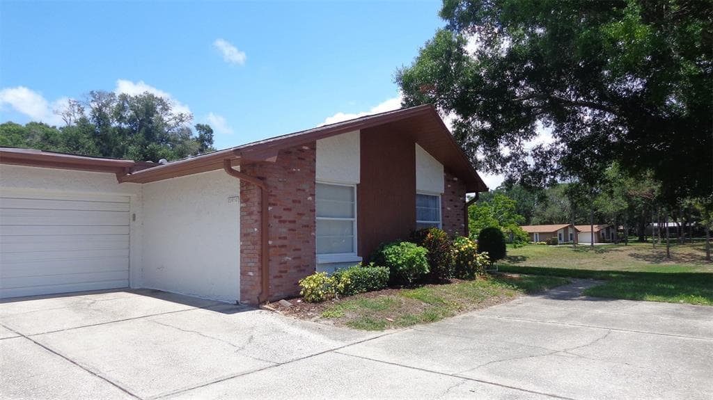 2241 SHELLY DRIVE UNIT C PALM HARBOR, FL 34684
