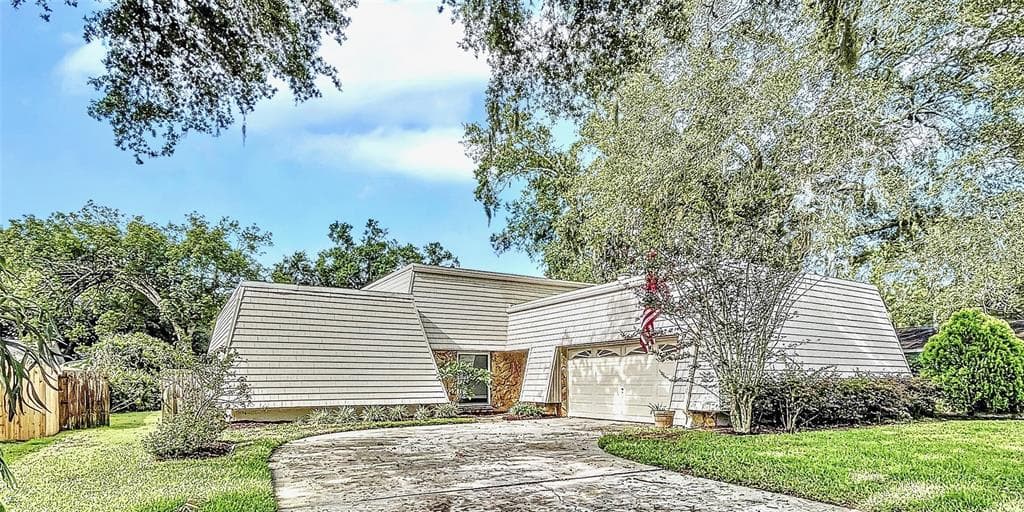 17727 RIVENDEL ROAD LUTZ, FL 33549