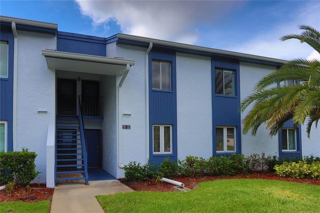 224 CYPRESS LANE UNIT 224 OLDSMAR, FL 34677