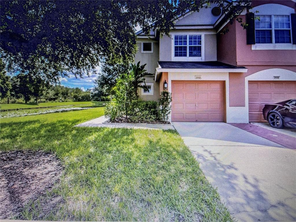 2552 GLENRISE PLACE WESLEY CHAPEL, FL 33544