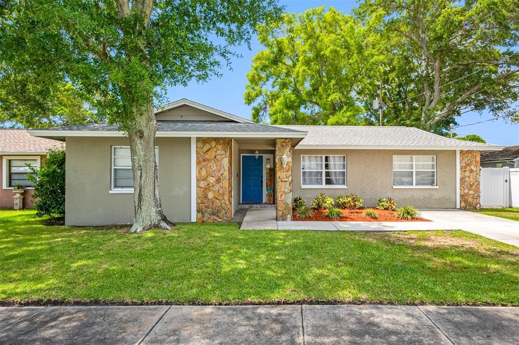 2766 DIANE TERRACE CLEARWATER, FL 33759