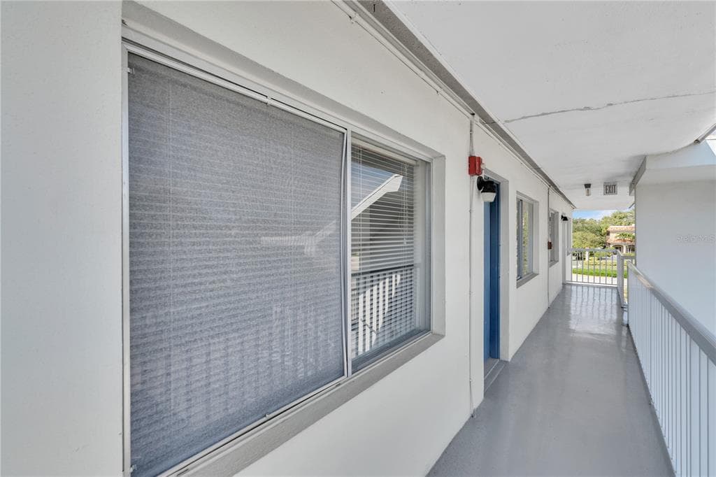 11226 82ND AVENUE UNIT 309 SEMINOLE, FL 33772