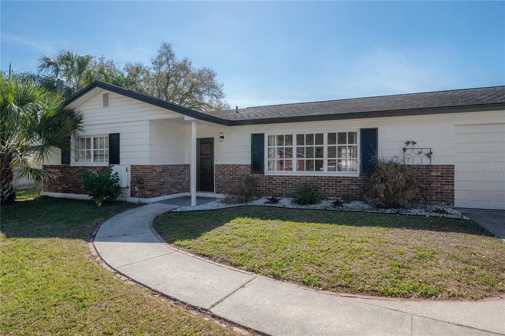 6765 RALSTON BEACH CIRCLE TAMPA, FL 33614