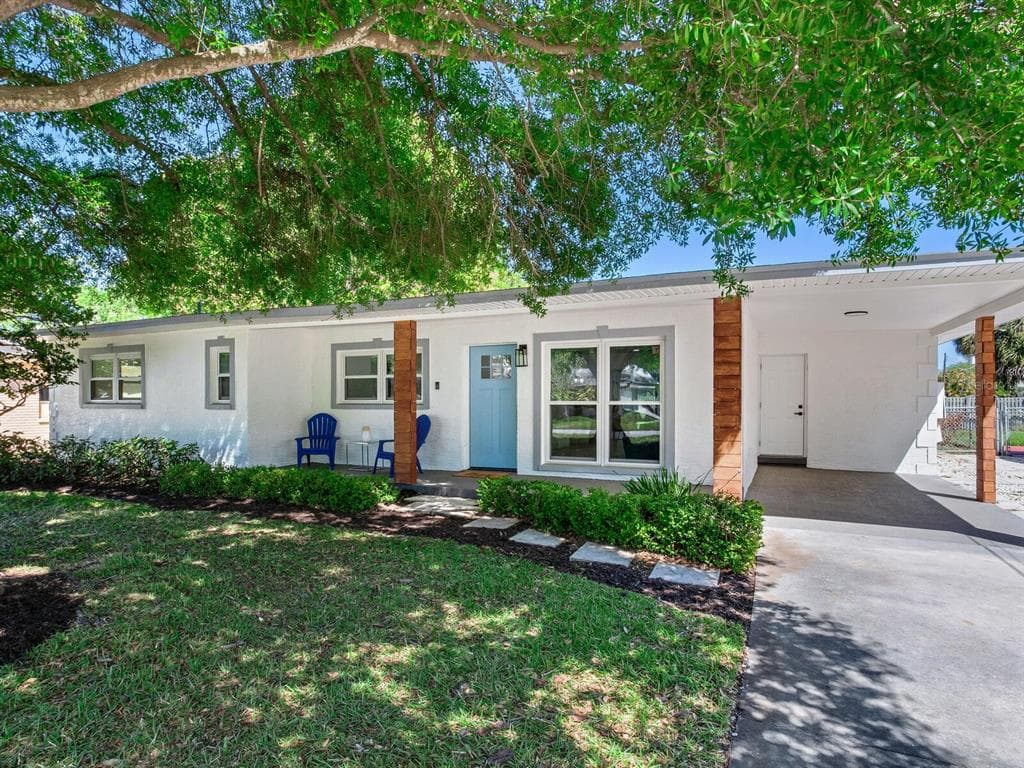 208 S WARD STREET TAMPA, FL 33609