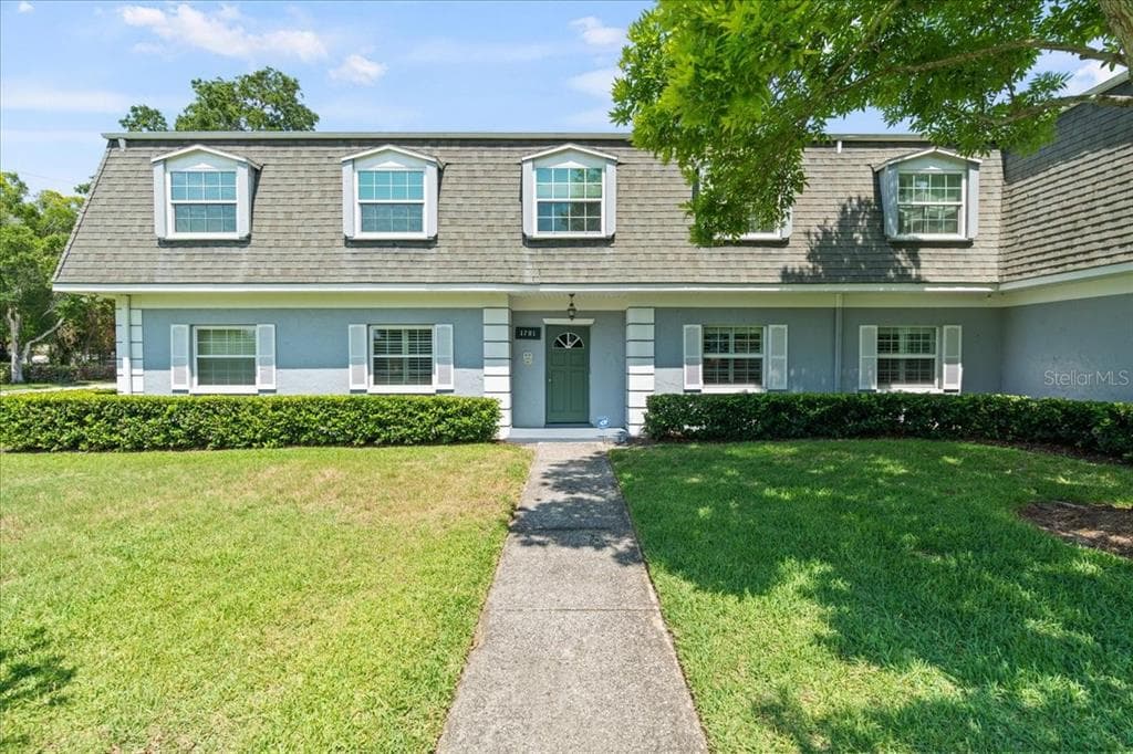 1701 BELLEAIR FOREST DRIVE UNIT B BELLEAIR, FL 33756