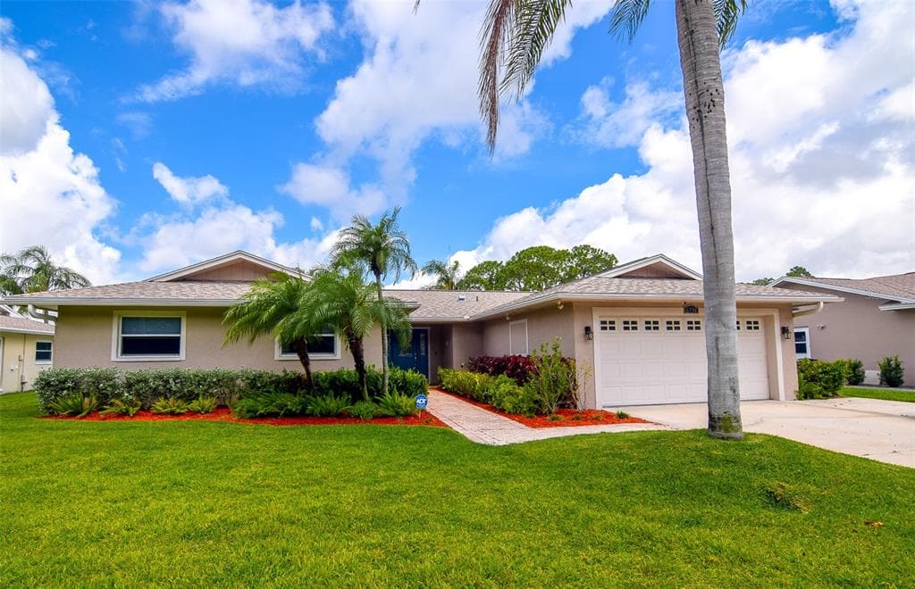 6730 BURNING TREE DRIVE LARGO, FL 33777