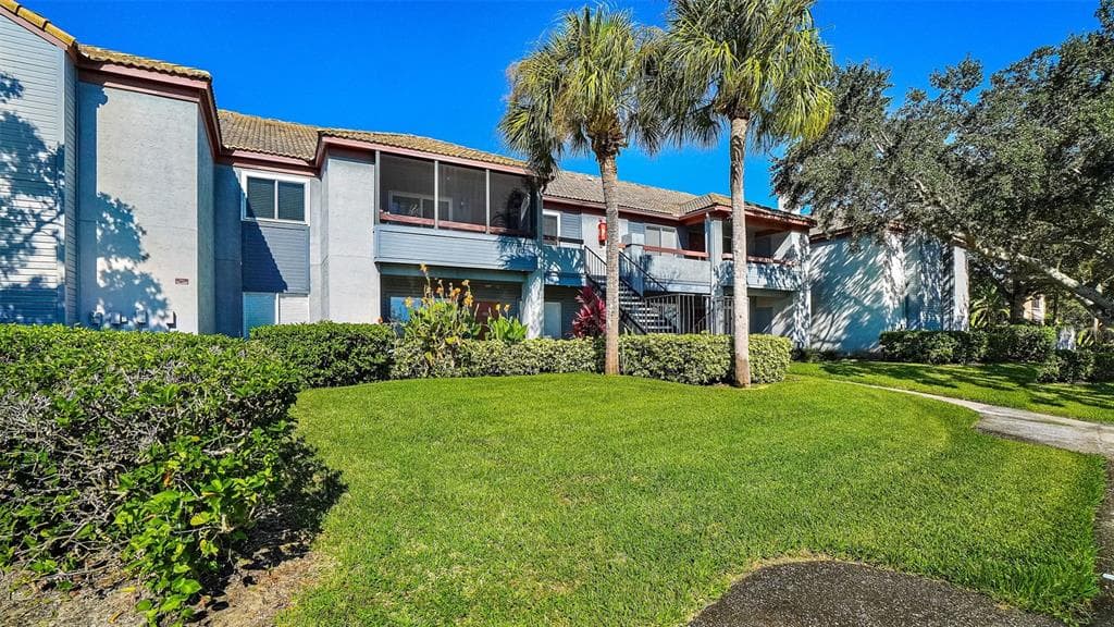 10263 GANDY BOULEVARD N UNIT 107 ST PETERSBURG, FL 33702