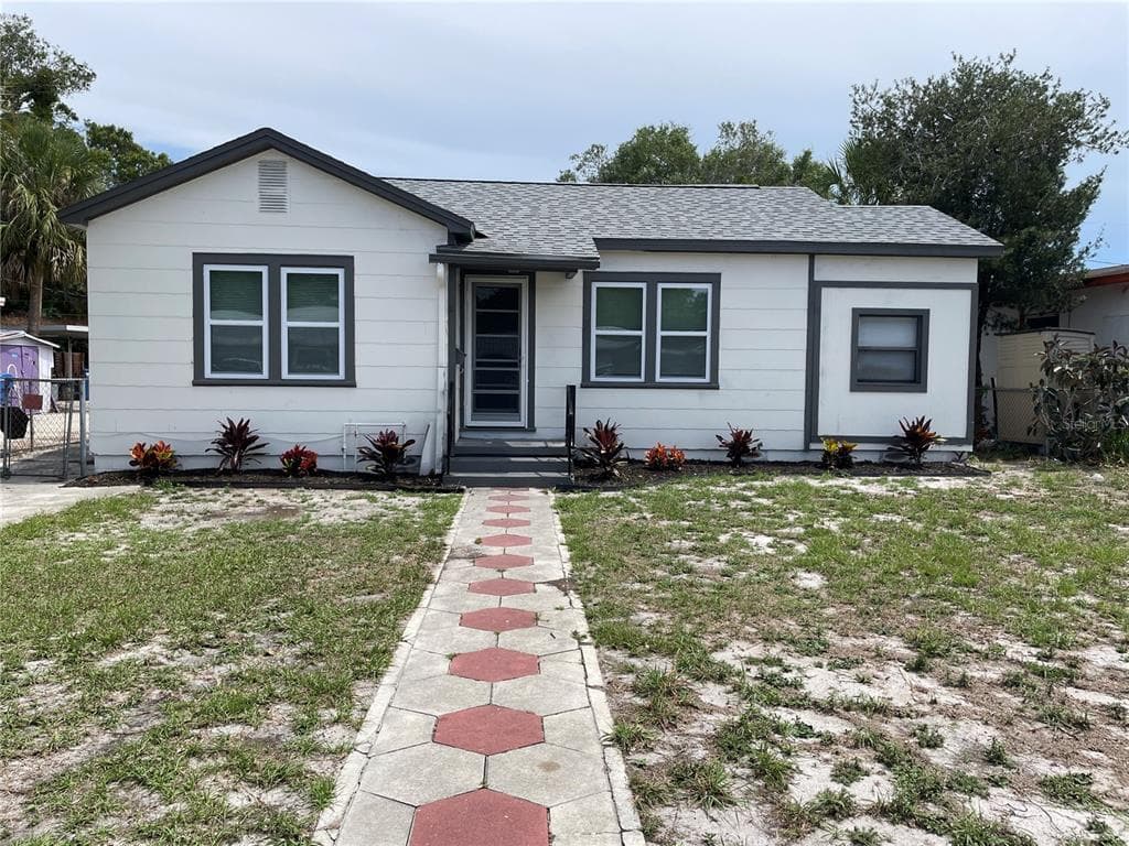 736 37TH AVENUE S ST PETERSBURG, FL 33705