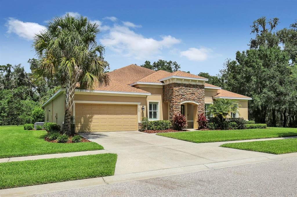 11609 BROMLEY COURT LITHIA, FL 33547
