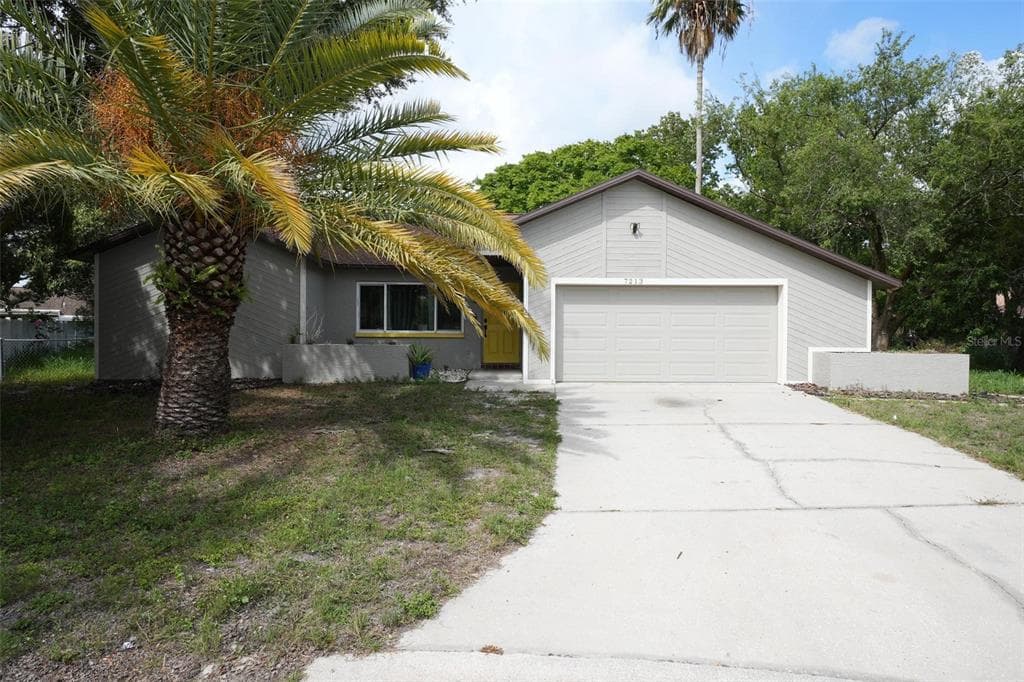 7213 DORCHESTER COURT HUDSON, FL 34667