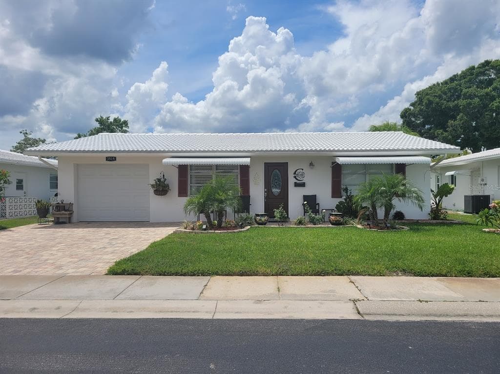 3519 100TH AVENUE N UNIT 4 PINELLAS PARK, FL 33782