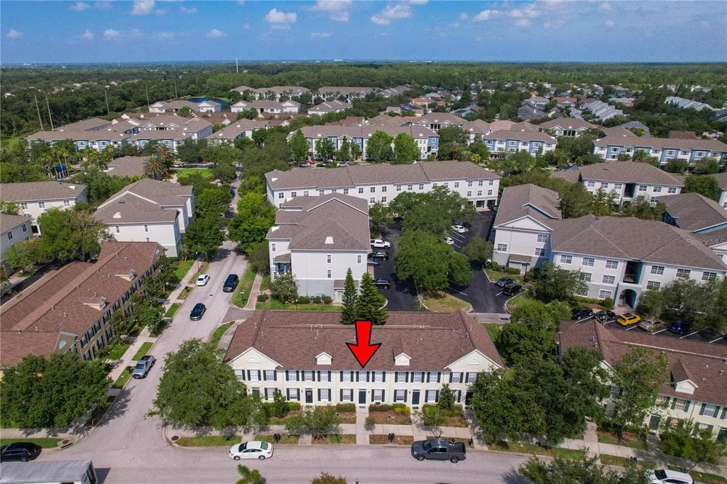 9819 W PARK VILLAGE DRIVE TAMPA, FL 33626