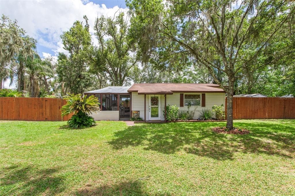2213 DURANT ROAD VALRICO, FL 33596