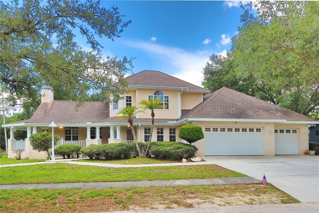 1740 N RIVERHILLS DRIVE TEMPLE TERRACE, FL 33617