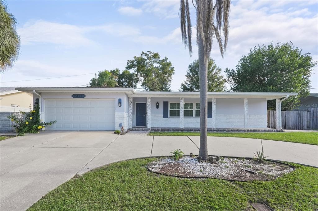 2304 HARN BOULEVARD CLEARWATER, FL 33764