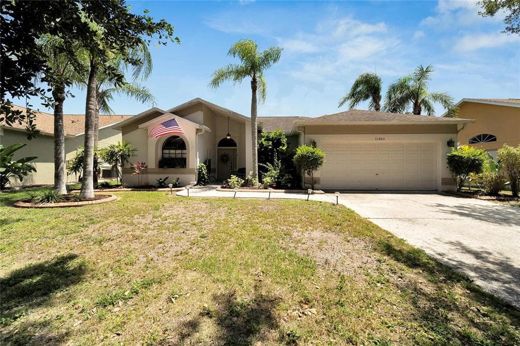 11203 LONGBROOKE DRIVE RIVERVIEW, FL 33579