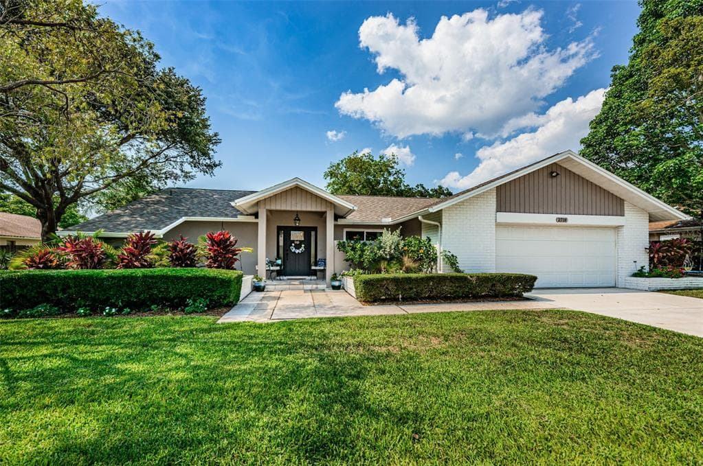 2718 MEADOW WOOD DRIVE CLEARWATER, FL 33761