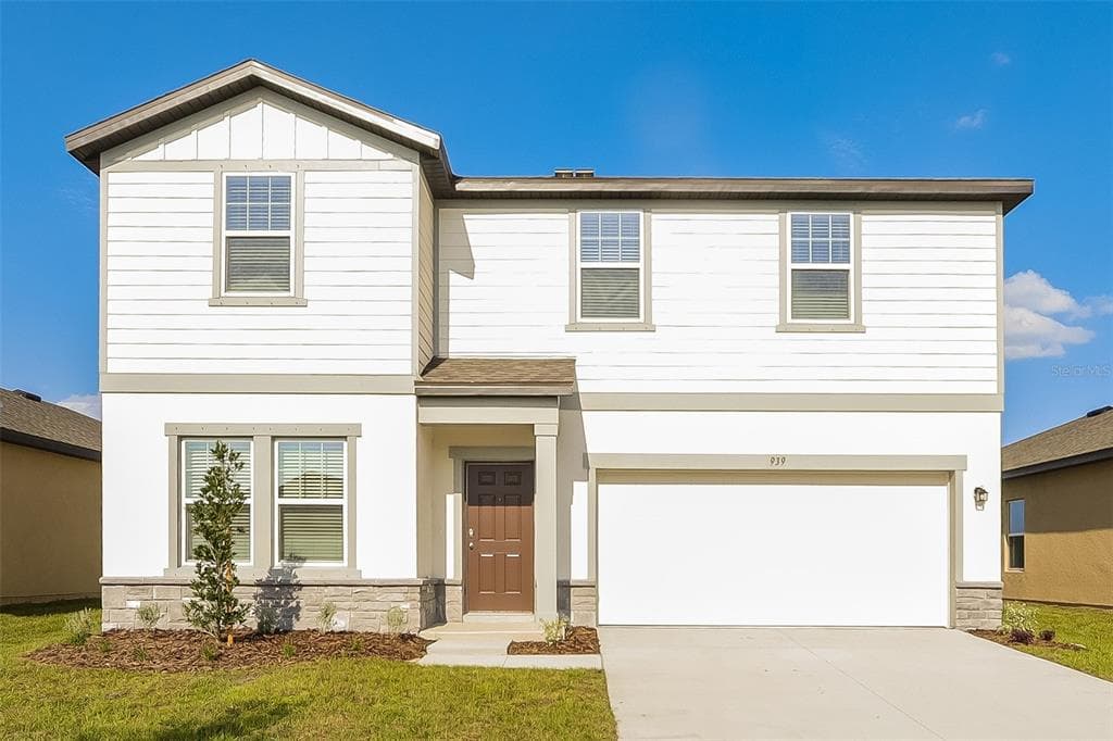 939 KELLY FERN LOOP RUSKIN, FL 33570