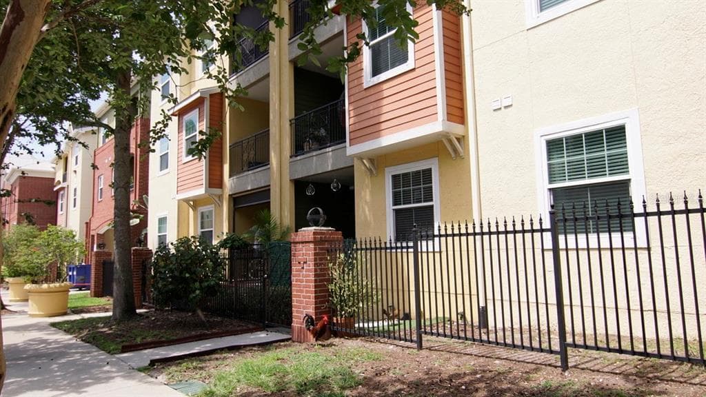 1910 E PALM AVENUE UNIT 9102 TAMPA, FL 33605