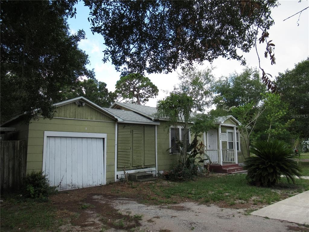 2002 55TH STREET S GULFPORT, FL 33707