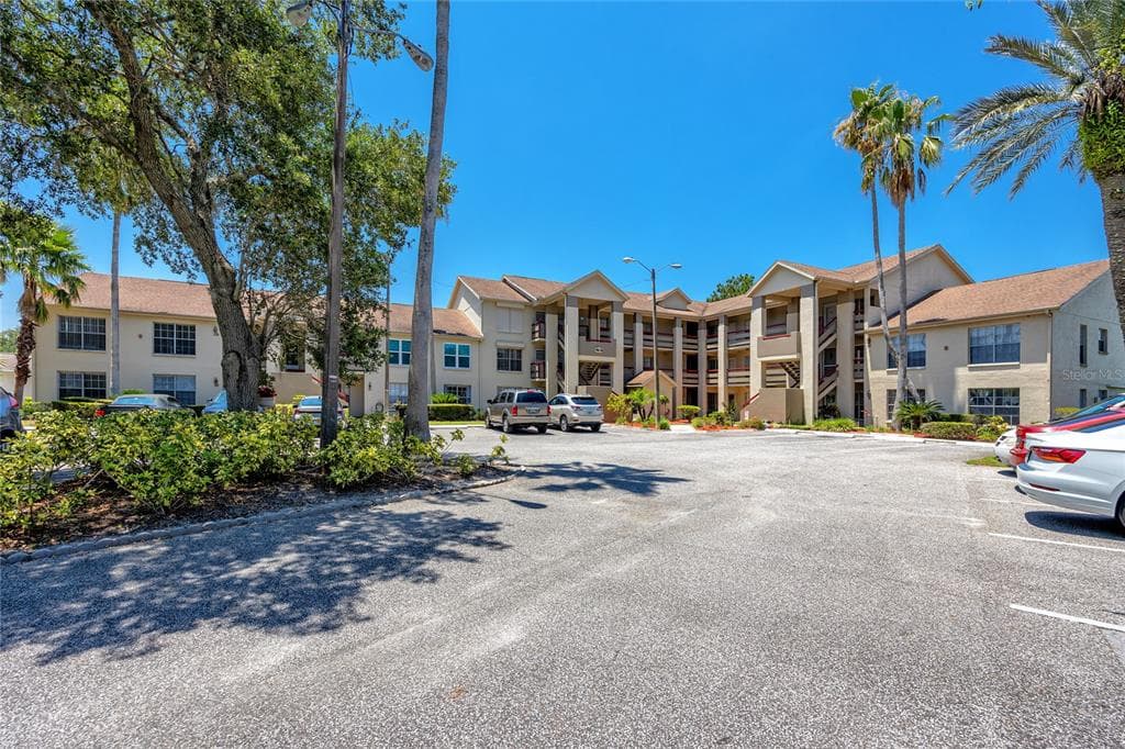 4515 WHITTON WAY UNIT 114 NEW PORT RICHEY, FL 34653