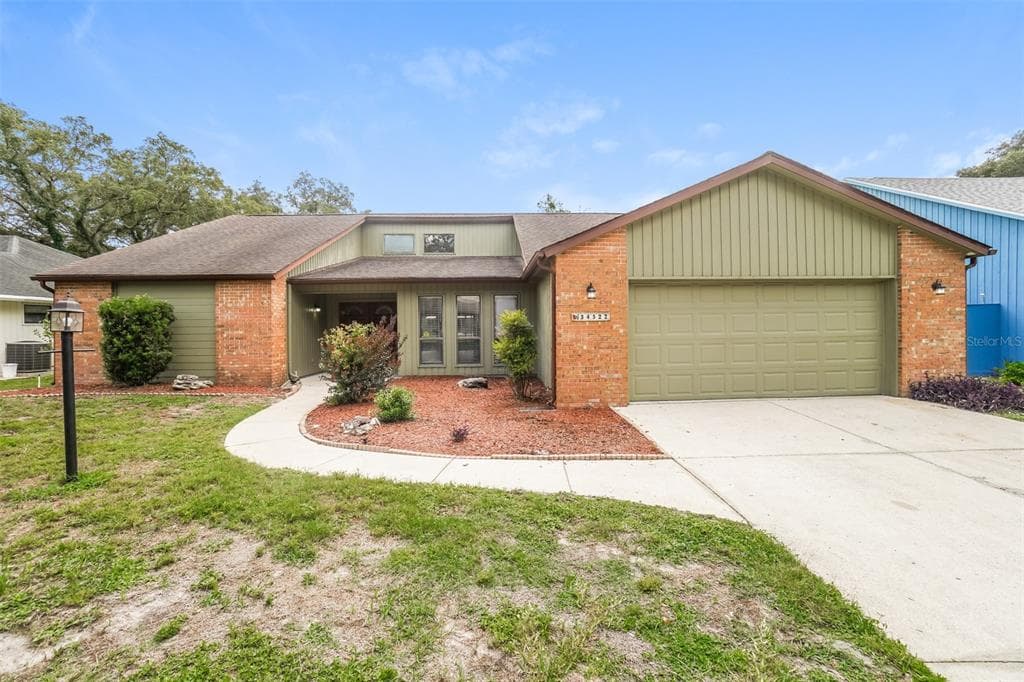 34522 CEDARFIELD DRIVE DADE CITY, FL 33523