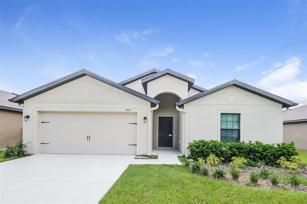 2443 BRACKNELL FOREST TRAIL TAVARES, FL 32778