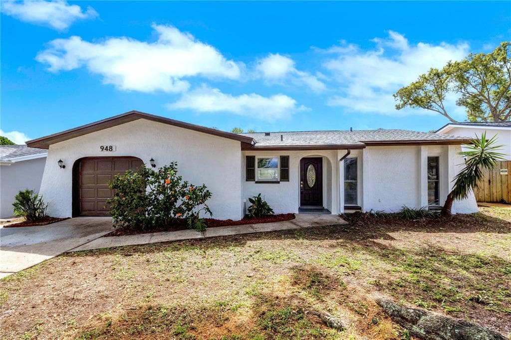 948 WICKS DRIVE PALM HARBOR, FL 34684
