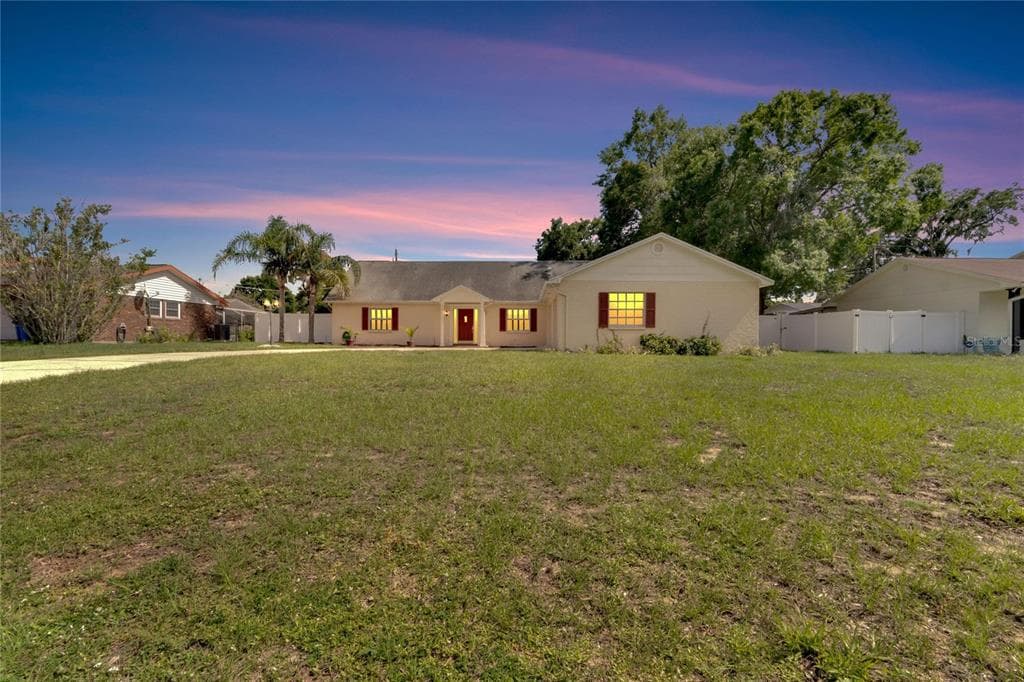 509 CHARLES PL BRANDON, FL 33511