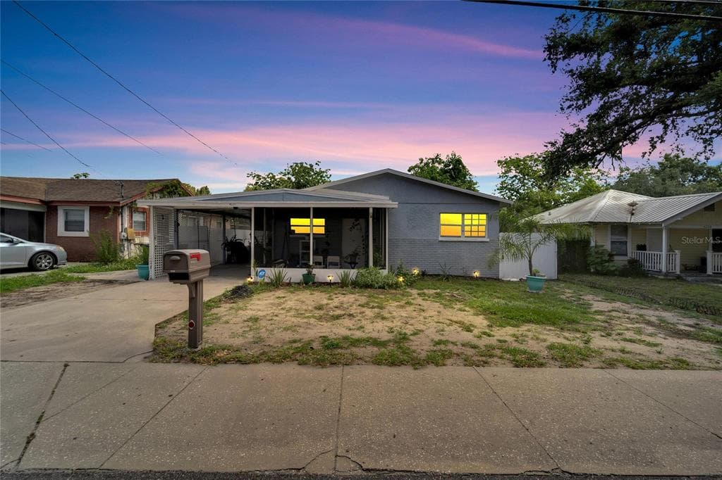 4226 E CHELSEA STREET TAMPA, FL 33610