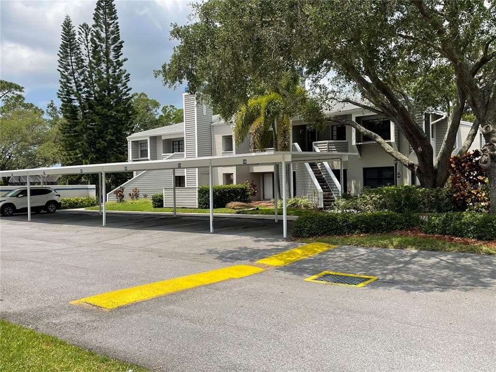 8737 BARDMOOR PLACE UNIT 102 SEMINOLE, FL 33777