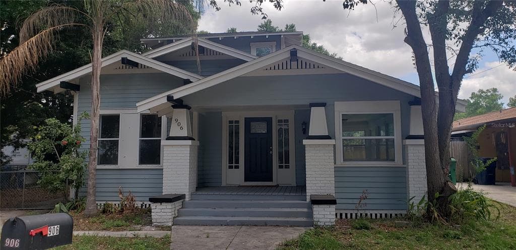 906 E NORTH BAY STREET TAMPA, FL 33603