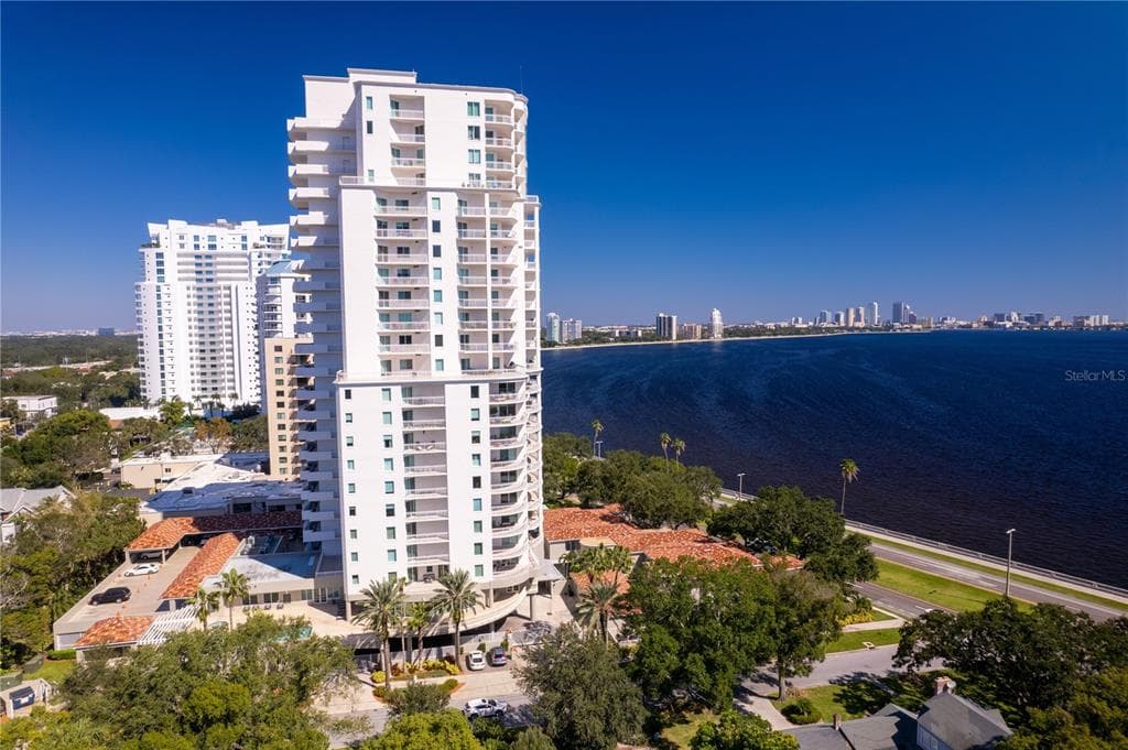 3507 BAYSHORE BOULEVARD UNIT 1401